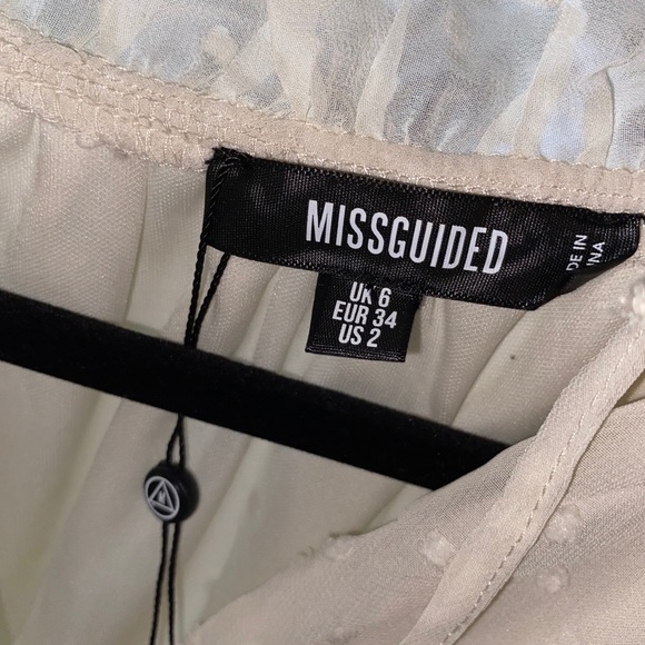 Dress - Picture 3 of 4